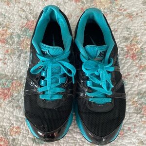 Nike REAX women’s size 8 shoes